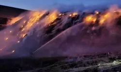 Erciş’te Çöplükte Çıkan Yangın Kısa Mühlet İçinde Söndürüldü