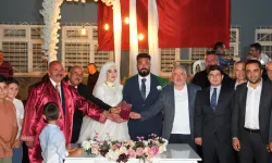 Başkan, Oğlunun Nikahını Kıydı