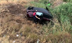 Otomobil Şarampole Devrildi, Sürücü Yaralı