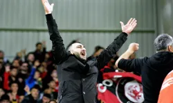 Yalçın, Paylaşıma Yorum Yaptı