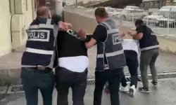 ’Dur’ İhtarına Uymayıp Kaçarken Polise Çarpan Şahıslar Yakalandı