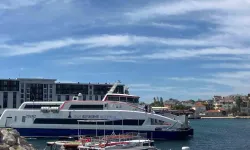 İzmir’de Deniz Seferlerine Fırtına Mahzuru
