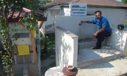 Konutundaki Buzdolabını Bahçesine Taşıyıp ‘Hayrata’ Dönüştürdü