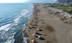 Sıcak Havadan Kaçarak Denizde Serinlemek İsteyenleri Bekleyen Kapalı Tehlike ‘Rip Akıntısı’