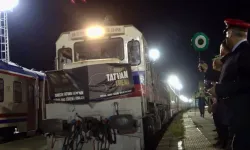 Turistik Tatvan Treni İkinci Seferinde Tatvan’a Ulaştı