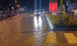 Çorum’da Sağanak Yağış Hayatı Felç Etti