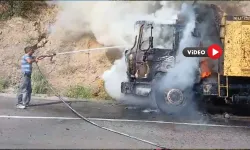 Kamyonda Yangın Çıktı, Küle Döndü
