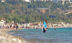 Antalya’da Deniz Suyu Sıcaklığı, Hava Sıcaklığını Yakaladı