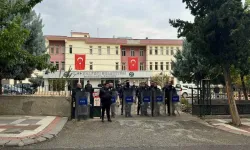 Halfeti Belediyesi Önünde Polislere Taşlı Atakta 10 Tutuklama