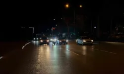 Lodosta İlerlemekte Zahmet Çeken Motosikletlilerin İmdadına Araba Şoförleri Yetişti