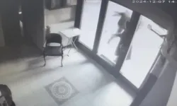 Ataşehir’de Kuyumcudan Çıkan Bayanın Çantasını Çalan Kapkaççı Kamerada