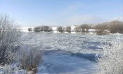 Kura Irmağı Dondu