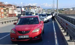 Arızalanan Arabasını İterek Götürmeye Çalıştı, 2 Başka Kazaya Sebep Oldu