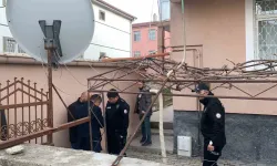 Meskenine Çağırıp Tartıştığı Kişiyi Tüfekle Vurdu