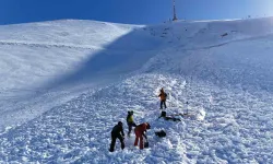Palandöken Kayak Merkezi’nde Çığ Rasat Tahlil ve Kurtarma Eğitimi
