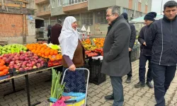 Başkan Ünlü’den Pazar Ziyareti