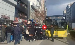 Gazi Caddesi’nde Halk Otobüsü Vatandaşa Çarptı