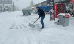 Ağrı’da Kar Yağışı Tesirli Olmaya Devam Ediyor