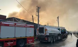 Bursa’daki 2 Fabrika Alevlere Teslim Oldu