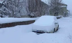 Karlıova’da Kar Hayatı Olumsuz Etkiledi, 47 Köy Yolu Ulaşıma Kapandı