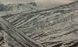 Şuhut’ta Donan Şelale Havadan Görüntülendi