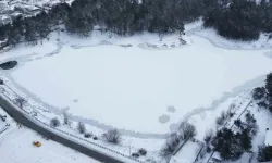 Yozgat’ta Buz Tutan Gölet Havadan Görüntülendi, Eşsiz Görüntü Kartpostallık İmajlar Oluşturdu