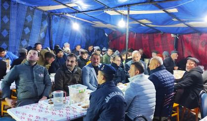 Bu Köyde Ramazan’da Evlerde Yemek Pişmiyor