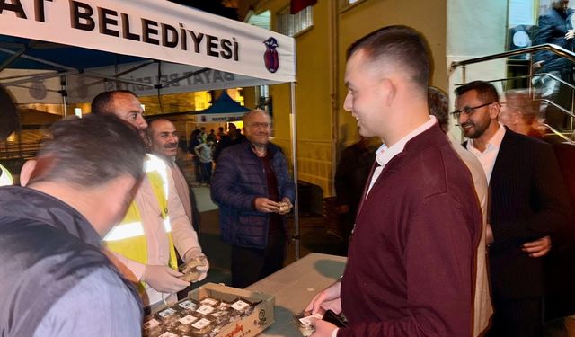 Bayat Belediyesinden Helva İkramı