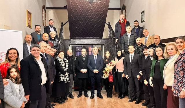 Yazar Gemuhluoğlu'nun Hayatını Konuştular