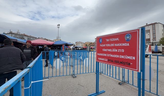 Başkana Kızıp Kasalarca Domatesi Döken Pazarcı İçin Karar Verildi