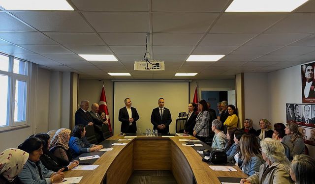 CHP Kadın Kolları İçin Eğitim Semineri