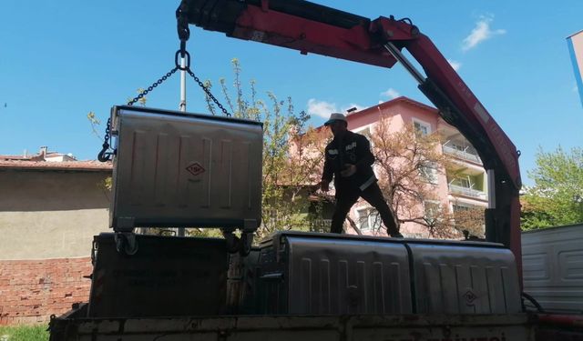 Çöp Konteynerleri Yenileniyor