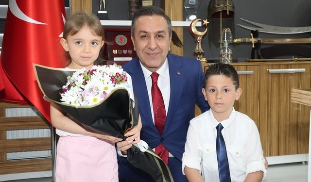 Dere Koltuğunu Çocuklara Devretti