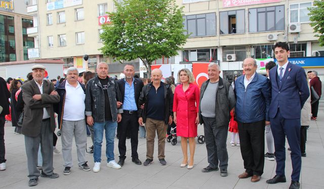 Eğitim-İş, 23 Nisan’ı Yine Etkinlikle Kutladı