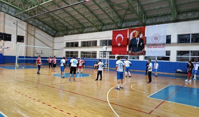 Kargı’da Voleybol Turnuvası Heyecanı Devam Ediyor