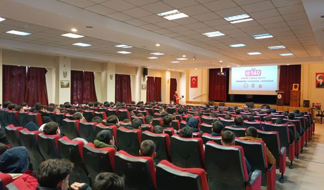 Öğrencilere ‘Güvenli Gelecek’ Konferansları
