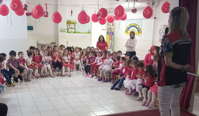 Minik Öğrencilere Suyun Önemi Anlatıldı