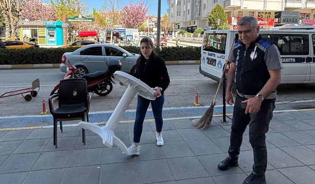 Zabıtadan Kaldırım İşgali Denetimi