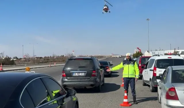 Gaziantep’te Cayrokopter Takviyeli Kontrollerde 5 Araç Trafikten Men Edildi