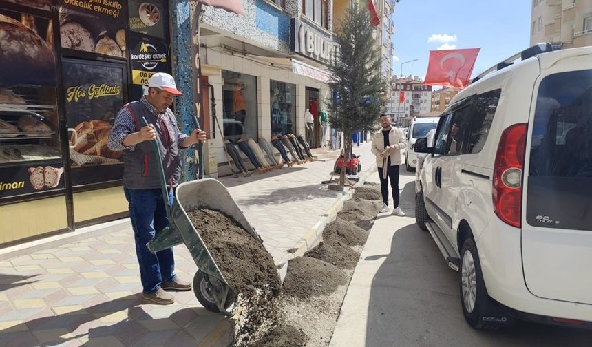 İskilip'te Bozulan Yollar Onarılıyor