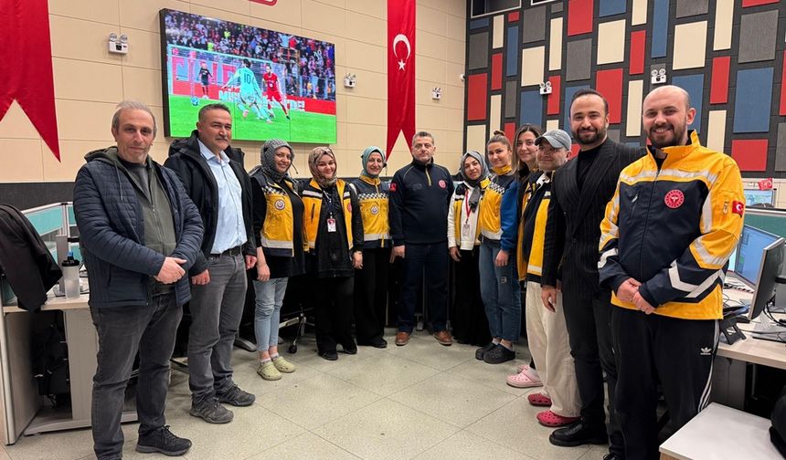 Sağlık Yöneticileri ve Acil Sağlık Çalışanları İftar Sofrasında