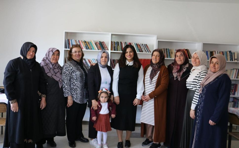 Boğazkale’de İkinci Köy Kütüphanesi Evci'de Açıldı