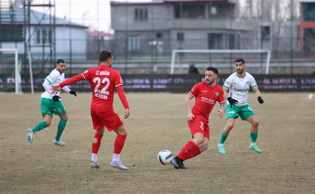 Kaptansız Gemi, Yolunu Bulamadı1