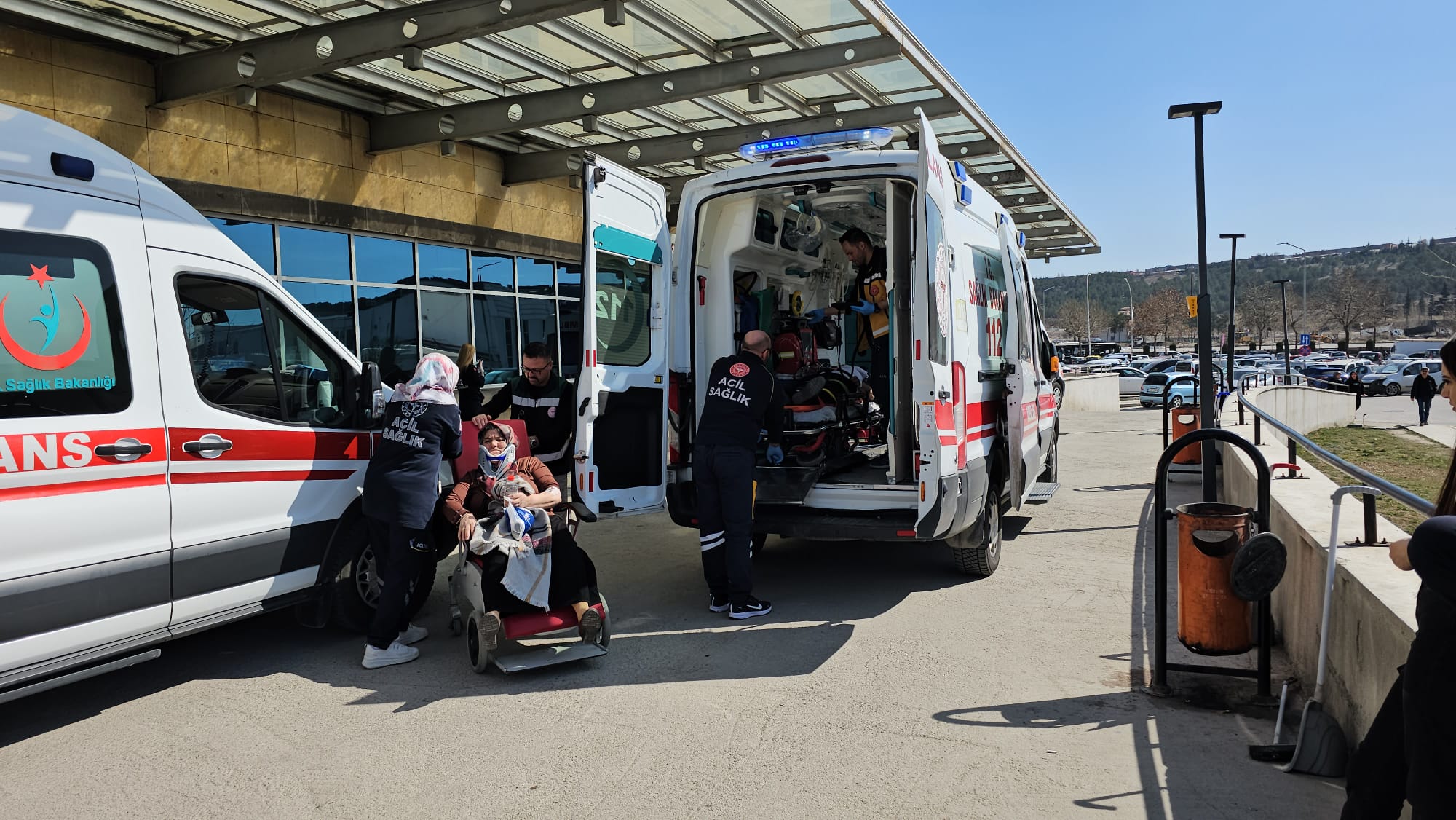 Yaşlı Çift, Ankara Yolunda Kaza Yaptı (3)