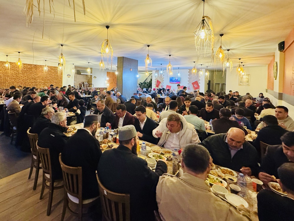 Yeniden Refah’tan Iftar Programı (4)