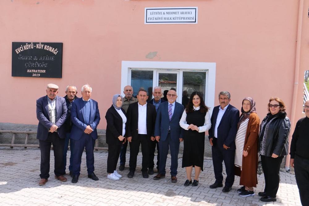 Boğazkale’de Ikinci Köy Kütüphanesi Evci'de Açıldı (4)