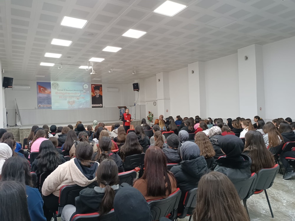Öğrencilere ‘Güvenli Gelecek’ Konferansları (2)