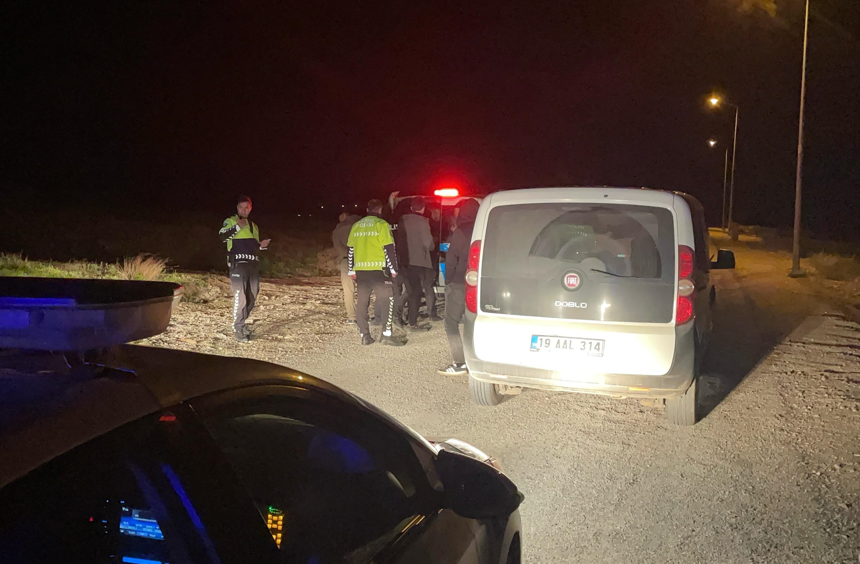 Polise Mukavemet Gösteren Üç Kişi Gözaltına Alındı (2)