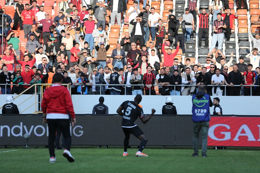 Çorum Fk’den Taraftara Üç Puan İle Veda (18)